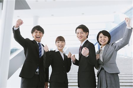 simsearch:6109-06781468,k - Japanese business people Stock Photo - Premium Royalty-Free, Code: 622-08482533