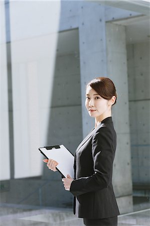 Japanese businesswoman Stock Photo - Premium Royalty-Free, Code: 622-08482587