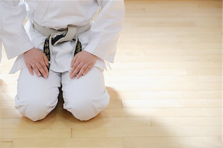 simsearch:622-08657807,k - Japanese kid in karate uniform training Stock Photo - Premium Royalty-Free, Code: 622-08657804