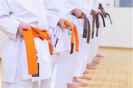 Japanese kids karate class Foto de stock - Sin royalties Premium, Código: 622-08657810