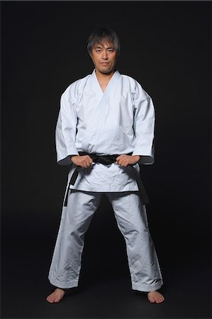 simsearch:622-08839944,k - Japanese karate master Foto de stock - Sin royalties Premium, Código: 622-08839890