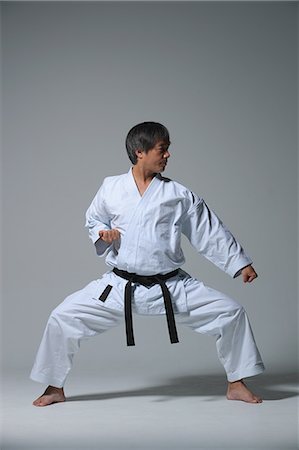 simsearch:622-08657816,k - Japanese karate master training Stockbilder - Premium RF Lizenzfrei, Bildnummer: 622-08839908