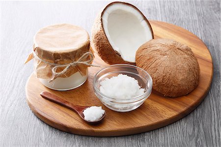 simsearch:622-07743615,k - Coconut Oil Stock Photo - Premium Royalty-Free, Code: 622-08949205