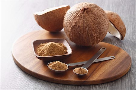 Coconut Sugar Stock Photo - Premium Royalty-Free, Code: 622-08949207