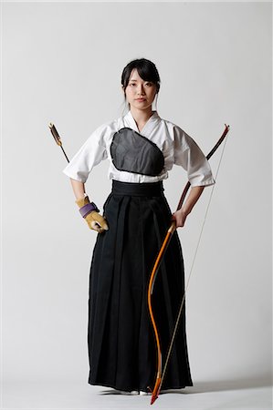simsearch:859-09018730,k - Japanese traditional archery athlete against white background Stock Photo - Premium Royalty-Free, Code: 622-09014504