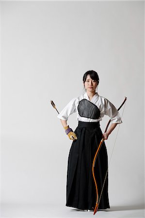 simsearch:859-09018730,k - Japanese traditional archery athlete against white background Stock Photo - Premium Royalty-Free, Code: 622-09014508