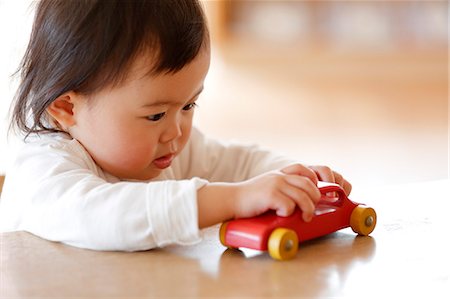 Kid at Japanese kindergarten Stock Photo - Premium Royalty-Free, Code: 622-09056210