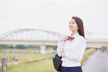 pic japanese young girls 18 - Cute Japanese high school student in a city park Stock Photo - Premium Royalty-Free, Code: 622-09138610