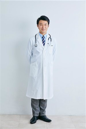 simsearch:622-09169725,k - Japanese doctor Stockbilder - Premium RF Lizenzfrei, Bildnummer: 622-09169706