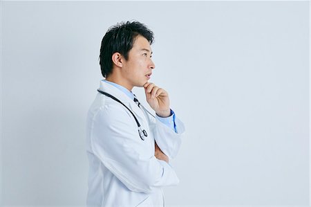 simsearch:622-09169725,k - Japanese doctor Stockbilder - Premium RF Lizenzfrei, Bildnummer: 622-09169715
