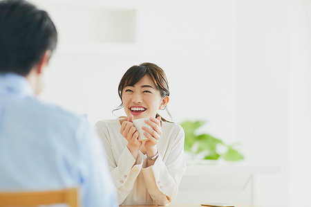 simsearch:622-09175754,k - Japanese couple in the kitchen Foto de stock - Sin royalties Premium, Código: 622-09175751