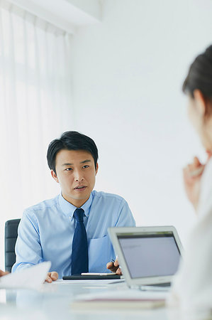 simsearch:622-08657638,k - Japanese businessman in the office Stock Photo - Premium Royalty-Free, Code: 622-09175763