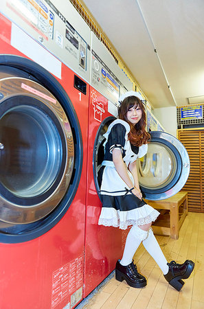 Japanese maid cosplay Foto de stock - Sin royalties Premium, Código: 622-09175958