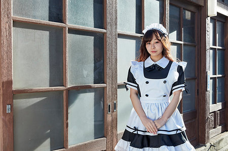 Japanese maid cosplay Stock Photo - Premium Royalty-Free, Code: 622-09175978