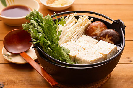 shiitake - Boiled Tofu Foto de stock - Sin royalties Premium, Código: 622-09176013