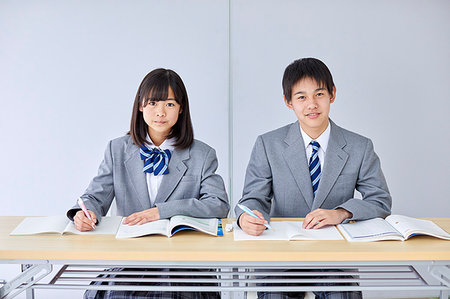 simsearch:6113-07961519,k - Japanese junior high students Fotografie stock - Premium Royalty-Free, Codice: 622-09186660