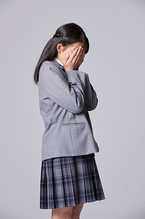 preteen cry pic - Japanese junior high student Stock Photo - Premium Royalty-Free, Code: 622-09186941