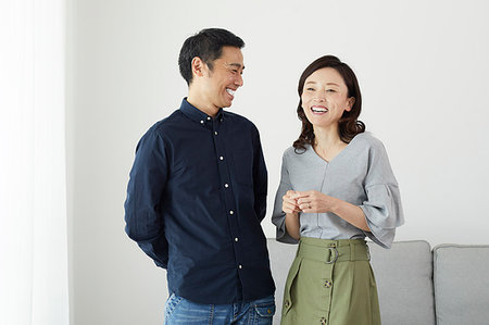 simsearch:700-05973994,k - Japanese mature couple Photographie de stock - Premium Libres de Droits, Code: 622-09187129