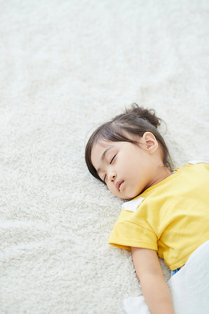 sleeping japanese baby - Sleeping Japanese kid Stock Photo - Premium Royalty-Free, Code: 622-09187567