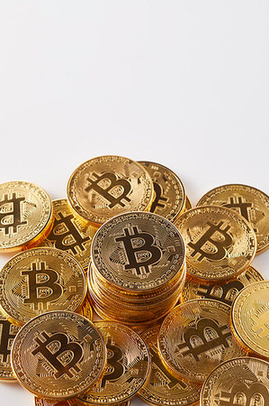 simsearch:622-09180544,k - Bitcoin image Foto de stock - Royalty Free Premium, Número: 622-09180469