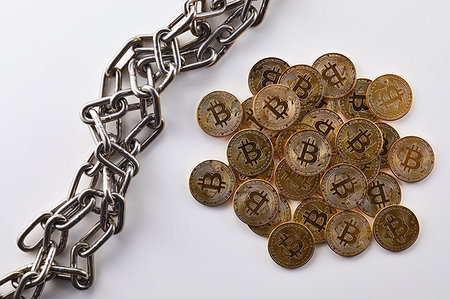 financial deal - Bitcoin image Stock Photo - Premium Royalty-Free, Code: 622-09180493