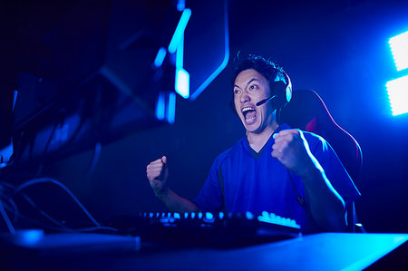 esports - E-Sports image Stock Photo - Premium Royalty-Free, Code: 622-09180508