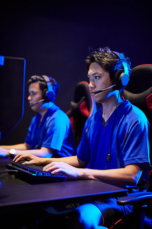 esports - E-Sports image Stock Photo - Premium Royalty-Free, Code: 622-09180520