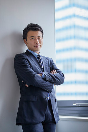 simsearch:622-09181256,k - Japanese businessman in the office Foto de stock - Sin royalties Premium, Código: 622-09181088
