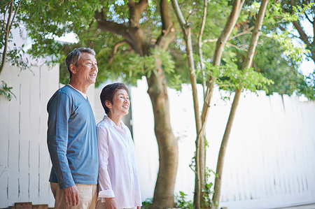 simsearch:622-09181400,k - Japanese senior couple Foto de stock - Royalty Free Premium, Número: 622-09181401