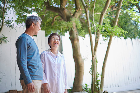 simsearch:622-09181400,k - Japanese senior couple Foto de stock - Royalty Free Premium, Número: 622-09181402