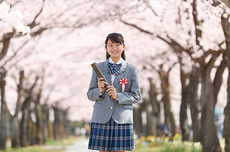 Japanese junior-high schoolgirl in uniform Stock Photo - Premium Royalty-Free, Code: 622-09195476