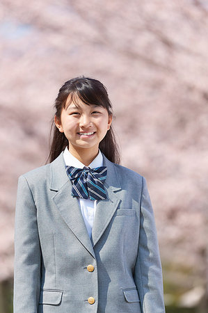 simsearch:859-08704133,k - Japanese junior-high schoolgirl in uniform Stock Photo - Premium Royalty-Free, Code: 622-09195484