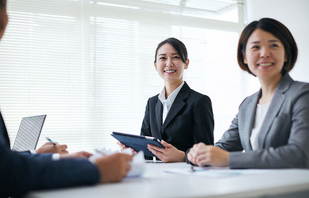simsearch:859-06711009,k - Young Japanese businesspeople Stock Photo - Premium Royalty-Free, Code: 622-09236149