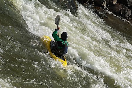 Kayaker Negotiating the River Stock Photo - Premium Royalty-Free, Code: 622-01572245