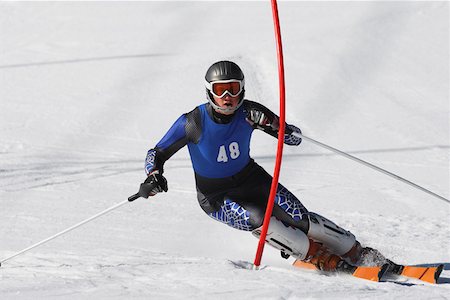 eslalon - Slalom Skier Foto de stock - Sin royalties Premium, Código: 622-01695749