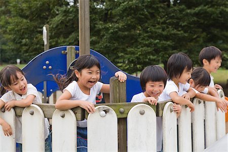 simsearch:622-02395700,k - Children playing  together in a park Stock Photo - Premium Royalty-Free, Code: 622-02354246