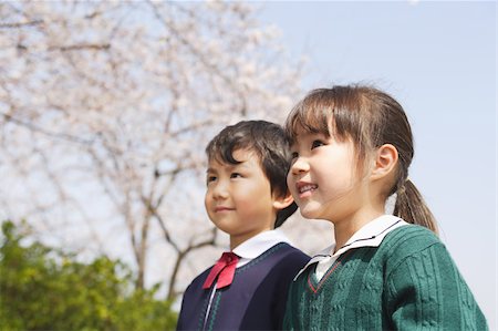 simsearch:622-02395700,k - Japanese boy and girl enjoying together Stock Photo - Premium Royalty-Free, Code: 622-02395695