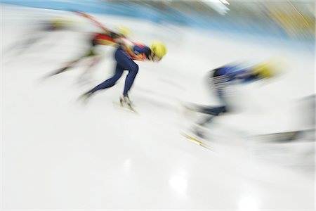 simsearch:622-02638234,k - Speed Skating Competition Fotografie stock - Premium Royalty-Free, Codice: 622-02638244