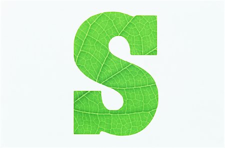 Green Alphabet S on White Background Foto de stock - Sin royalties Premium, Código: 622-02757705