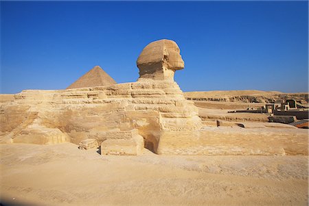 Great Sphinx of Giza and Pyramids of Egypt Stock Photo - Premium Royalty-Free, Code: 622-02758102