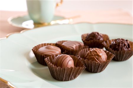 simsearch:622-02758620,k - Chocolate Truffle in Plate Stock Photo - Premium Royalty-Free, Code: 622-02758604
