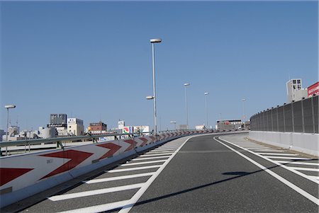 Hanshin Expressway in Osaka Prefecture, Japan Foto de stock - Sin royalties Premium, Código: 622-02759353