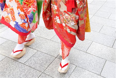 Women Wearing Tabi and Walking Stock Photo - Premium Royalty-Free, Code: 622-02759468