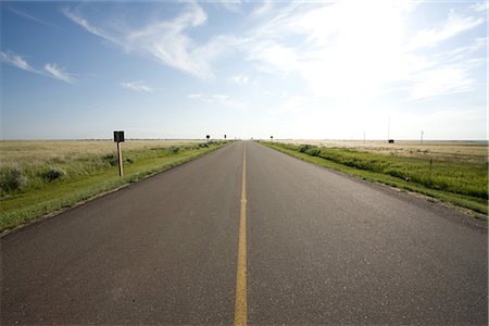 rural towns in canada - Empty Road Near Alberta, Canada Stock Photo - Premium Royalty-Free, Code: 622-02759630