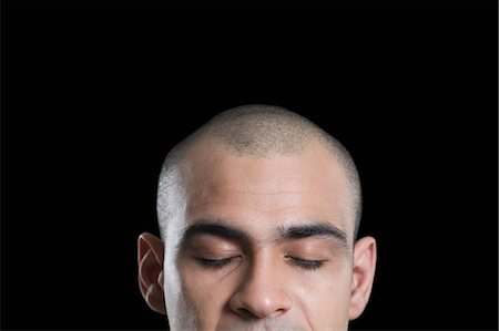 simsearch:630-06723154,k - Close-up of a man with his eyes closed Foto de stock - Sin royalties Premium, Código: 630-06723154