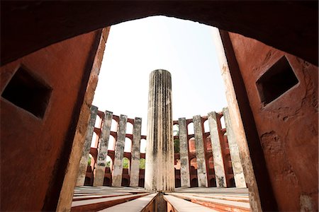 forme géométrique - Interiors of an observatory, Jantar Mantar, New Delhi, Delhi, India Photographie de stock - Premium Libres de Droits, Code: 630-07071433