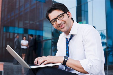 simsearch:630-07071668,k - Businessman working on a laptop Stock Photo - Premium Royalty-Free, Code: 630-07071508