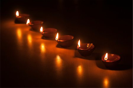 Oil lamps on Diwali Stock Photo - Premium Royalty-Free, Code: 630-07072070