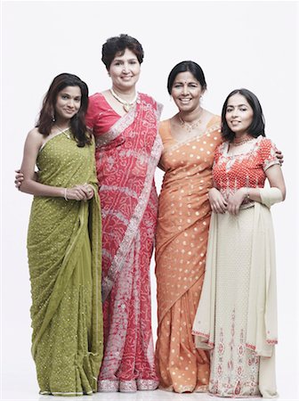 simsearch:700-00796629,k - Portrait of two mothers standing with their daughters Stock Photo - Premium Royalty-Free, Code: 630-01076955