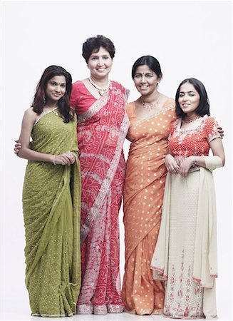 Portrait of two mothers standing with their daughters Stock Photo - Premium Royalty-Free, Code: 630-01076956